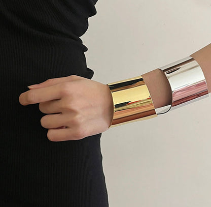 Queendom Bangle ( SILVER & GOLD)