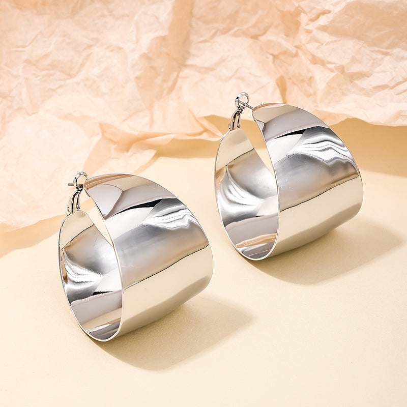 Wide Rim Glam Hoops