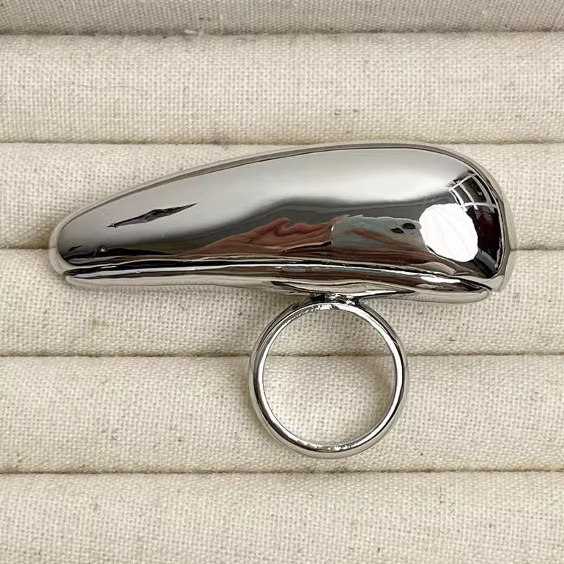 Sculpted Isle Ring
