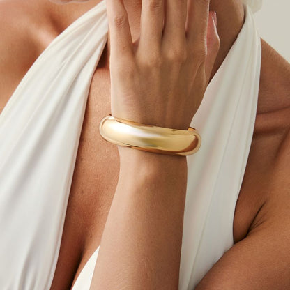 Round & Round Bangle