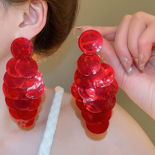 Scarlet red shell-shaped tassel earrings