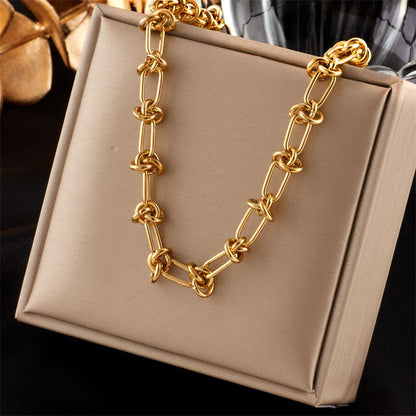 Cay Chain Necklace