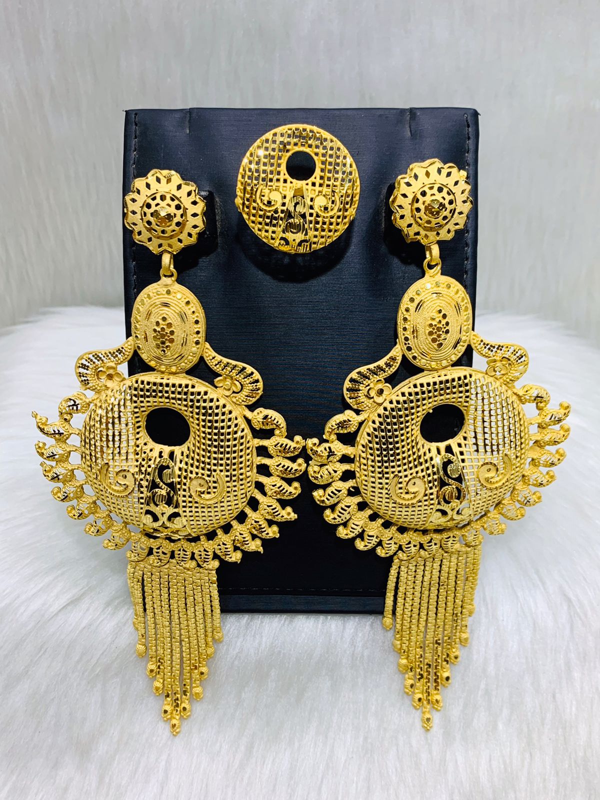 Golden Girl Statement